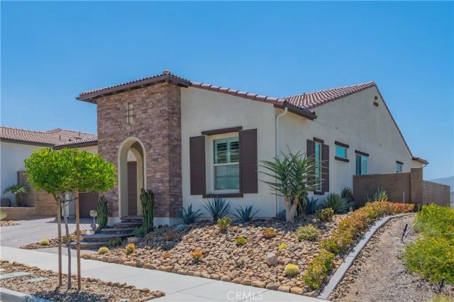 11829 Wandering Way, Corona, CA 92883