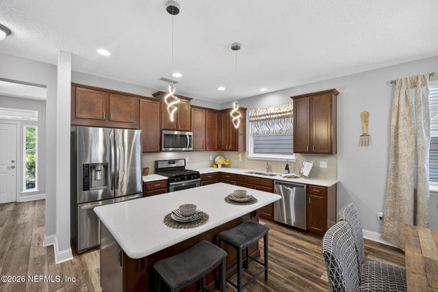 160 BLACKWATER Way, St. Johns, FL 32259