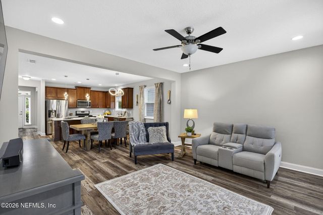 160 BLACKWATER Way, St. Johns, FL 32259