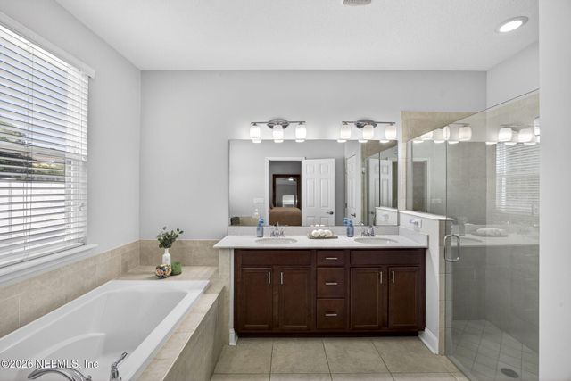 160 BLACKWATER Way, St. Johns, FL 32259