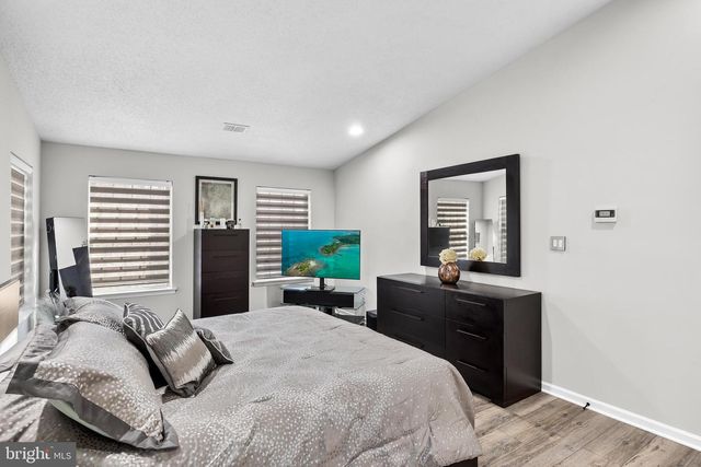 2 ROTHBURY DR, Lumberton, NJ 08048