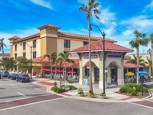 1516 OLYMPIA ROAD, Venice, FL 34293