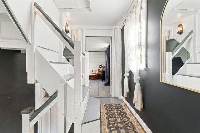 405 Andover St, Wilmington, MA 01887