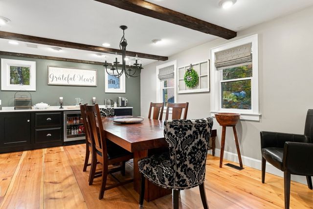405 Andover St, Wilmington, MA 01887