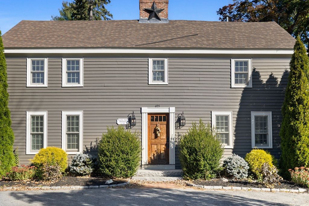 405 Andover St, Wilmington, MA 01887