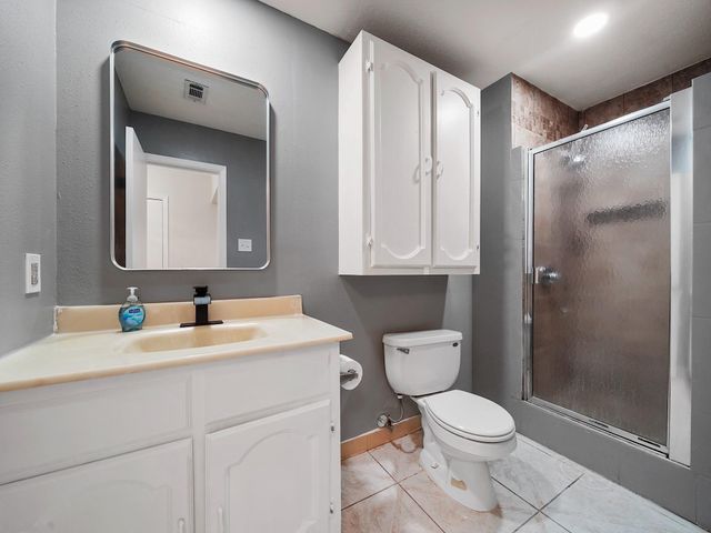 15522 Winter Briar Drive, Houston, TX 77489