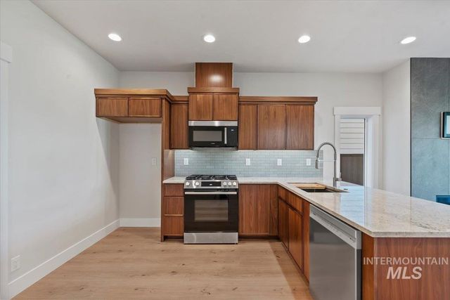 3878 W Spring House Ln, Eagle, ID 83616