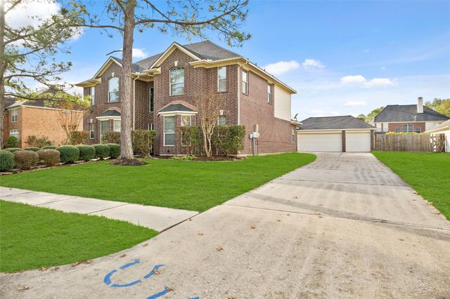 308 Meadow Trail Court, Friendswood, TX 77546