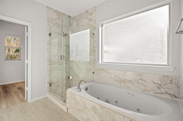 308 Meadow Trail Court, Friendswood, TX 77546