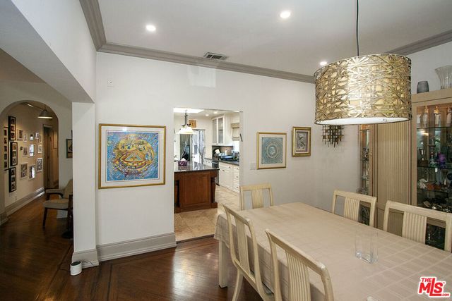 1173 S Point View Street, Los Angeles, CA 90035