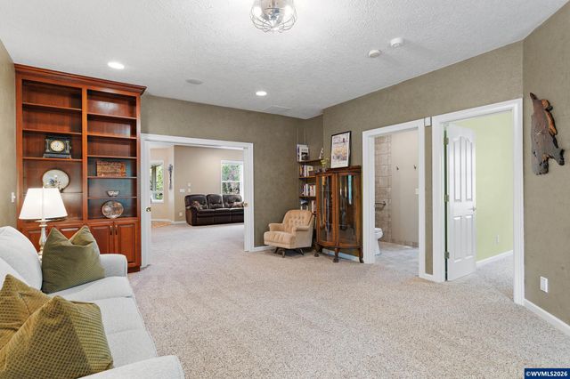 8781 Boulder Ridge Ct SE, Salem, OR 97317