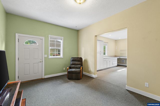 8781 Boulder Ridge Ct SE, Salem, OR 97317