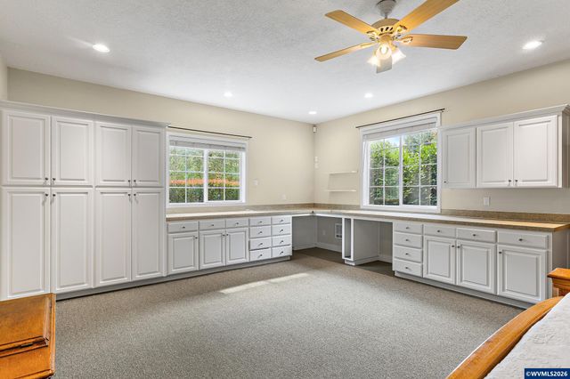8781 Boulder Ridge Ct SE, Salem, OR 97317