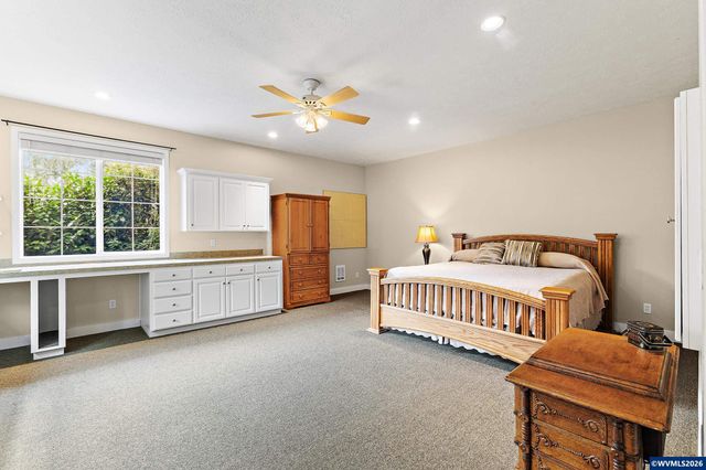 8781 Boulder Ridge Ct SE, Salem, OR 97317