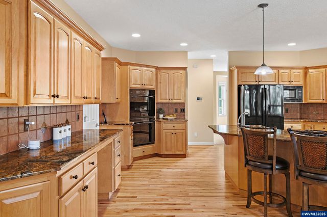 8781 Boulder Ridge Ct SE, Salem, OR 97317