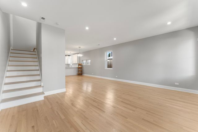 5123 W 31st Street, Cicero, IL 60804