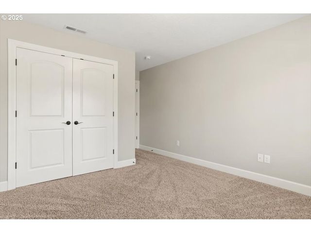 2964 Nw PARKHURST Ter, Portland, OR 97229