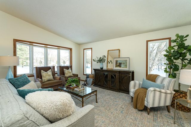 5351 Logan Street SE, Rochester, MN 55904