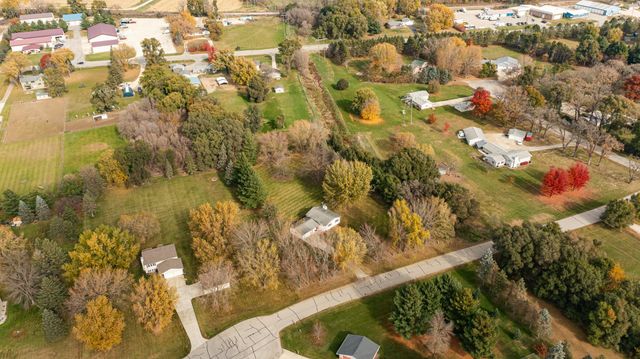 5351 Logan Street SE, Rochester, MN 55904