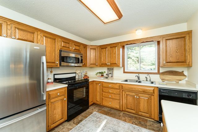 5351 Logan Street SE, Rochester, MN 55904