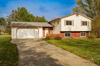 5351 Logan Street SE, Rochester, MN 55904