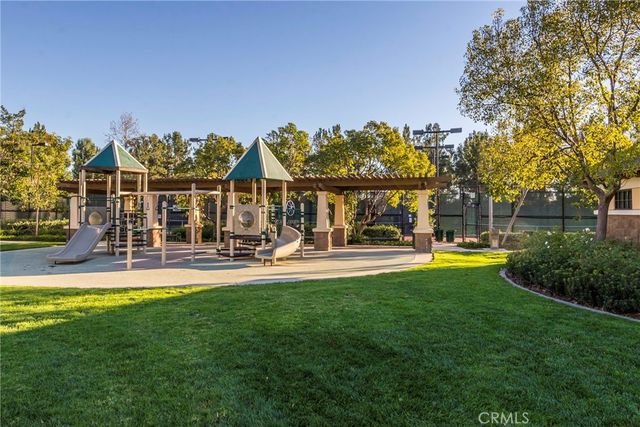 329 Rathbourne, Irvine, CA 92620