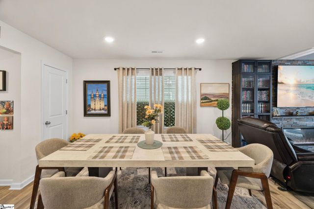 1917 Landrow Lane, Boiling Springs, SC 29316