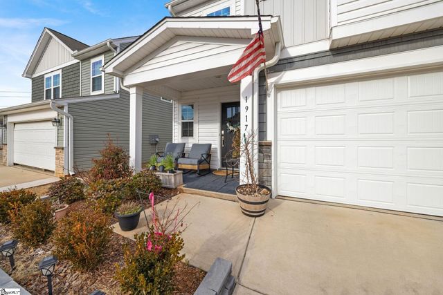 1917 Landrow Lane, Boiling Springs, SC 29316