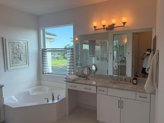 9613 Highland Pointe Pass, Delray Beach, FL 33446