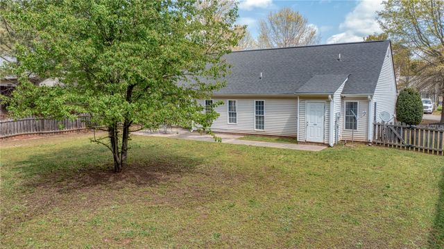 102 Hawk Ridge Drive, Anderson, SC 29621