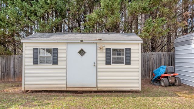 102 Hawk Ridge Drive, Anderson, SC 29621