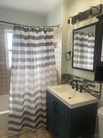 2129 N Clinton Road, Saginaw, MI 48602