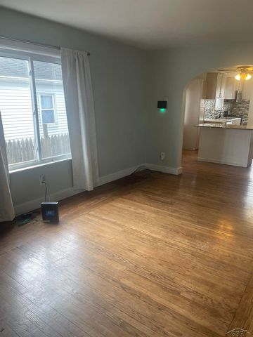 2129 N Clinton Road, Saginaw, MI 48602