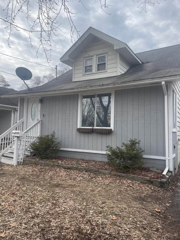 2129 N Clinton Road, Saginaw, MI 48602