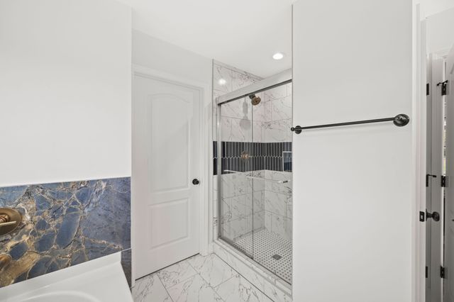 420 Larkin Springs Rd, Madison, TN 37115