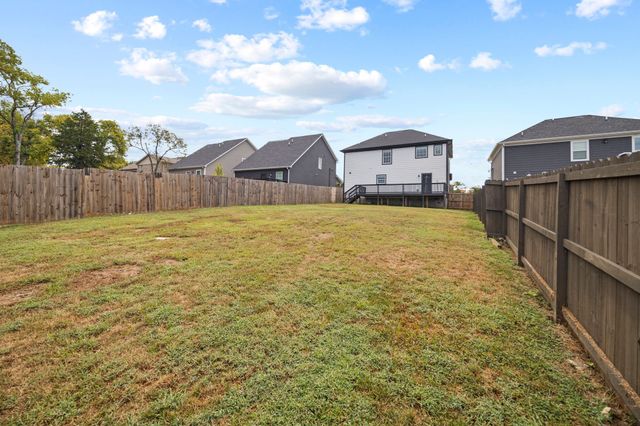 420 Larkin Springs Rd, Madison, TN 37115