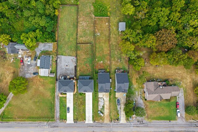 420 Larkin Springs Rd, Madison, TN 37115