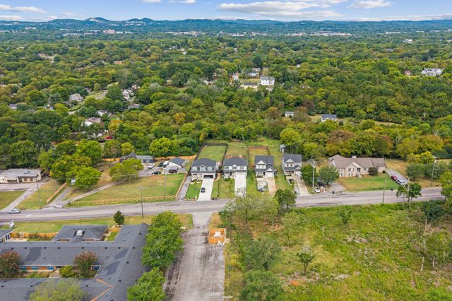 420 Larkin Springs Rd, Madison, TN 37115