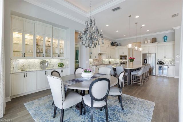 8998 Arrezo CT, Naples, FL 34119