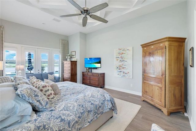 8998 Arrezo CT, Naples, FL 34119