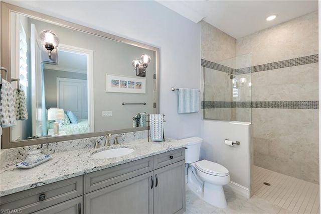 8998 Arrezo CT, Naples, FL 34119