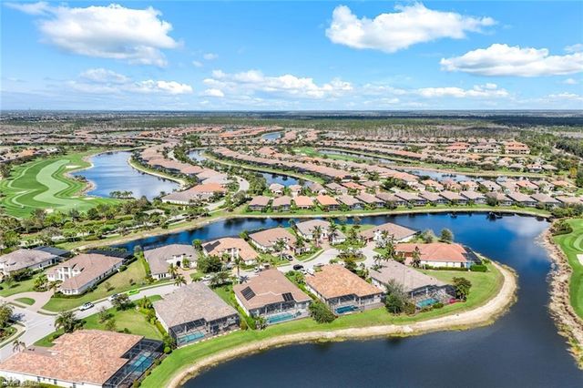 8998 Arrezo CT, Naples, FL 34119