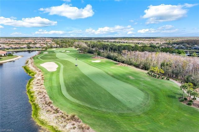 8998 Arrezo CT, Naples, FL 34119