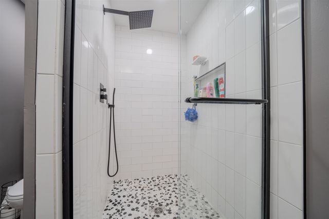 1129 Garden Dr, Longview, TX 75603