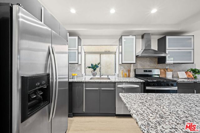 11453 Fox Hollow Lane, Pacoima, CA 91331