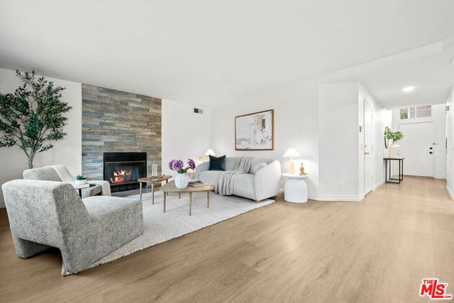 11453 Fox Hollow Lane, Pacoima, CA 91331