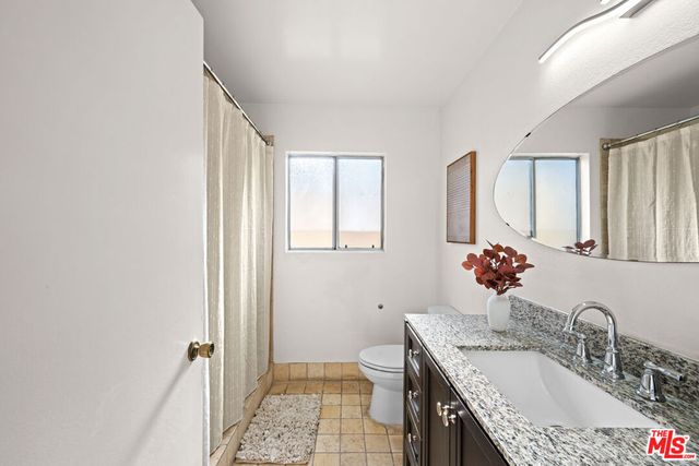 11453 Fox Hollow Lane, Pacoima, CA 91331