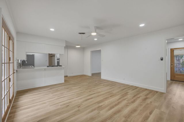 1705 Elmhurst DR, Austin, TX 78741