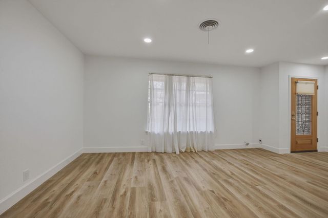 1705 Elmhurst DR, Austin, TX 78741