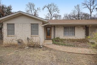 1705 Elmhurst DR, Austin, TX 78741